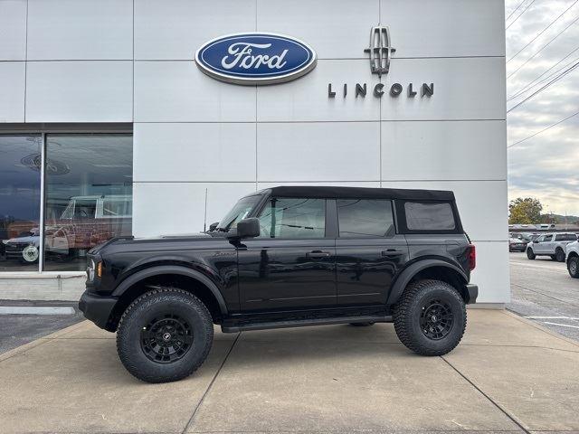 2025 Ford Bronco 4-Door Base - Photo 14