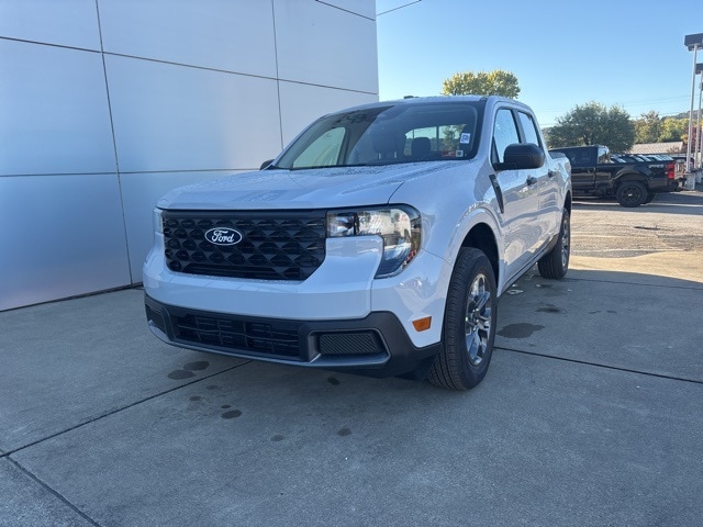 2025 Ford Maverick XLT's photo