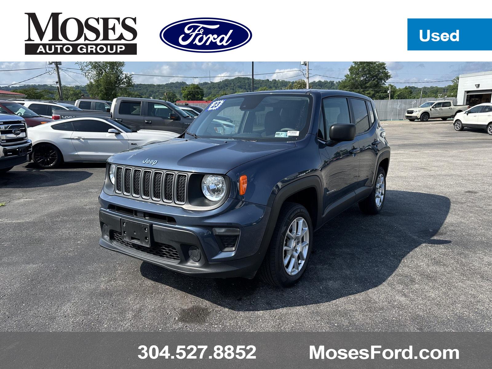 2023 Jeep Renegade Latitude 4x4's photo