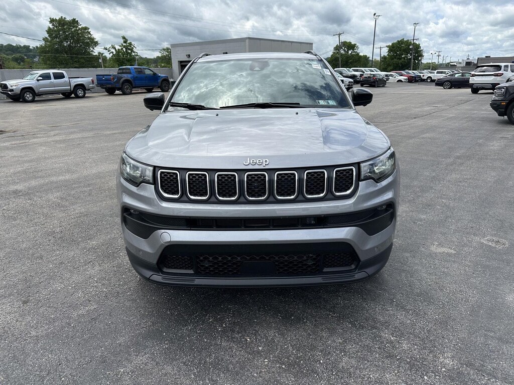 Certified 2023 Jeep Compass Latitude Lux SUV