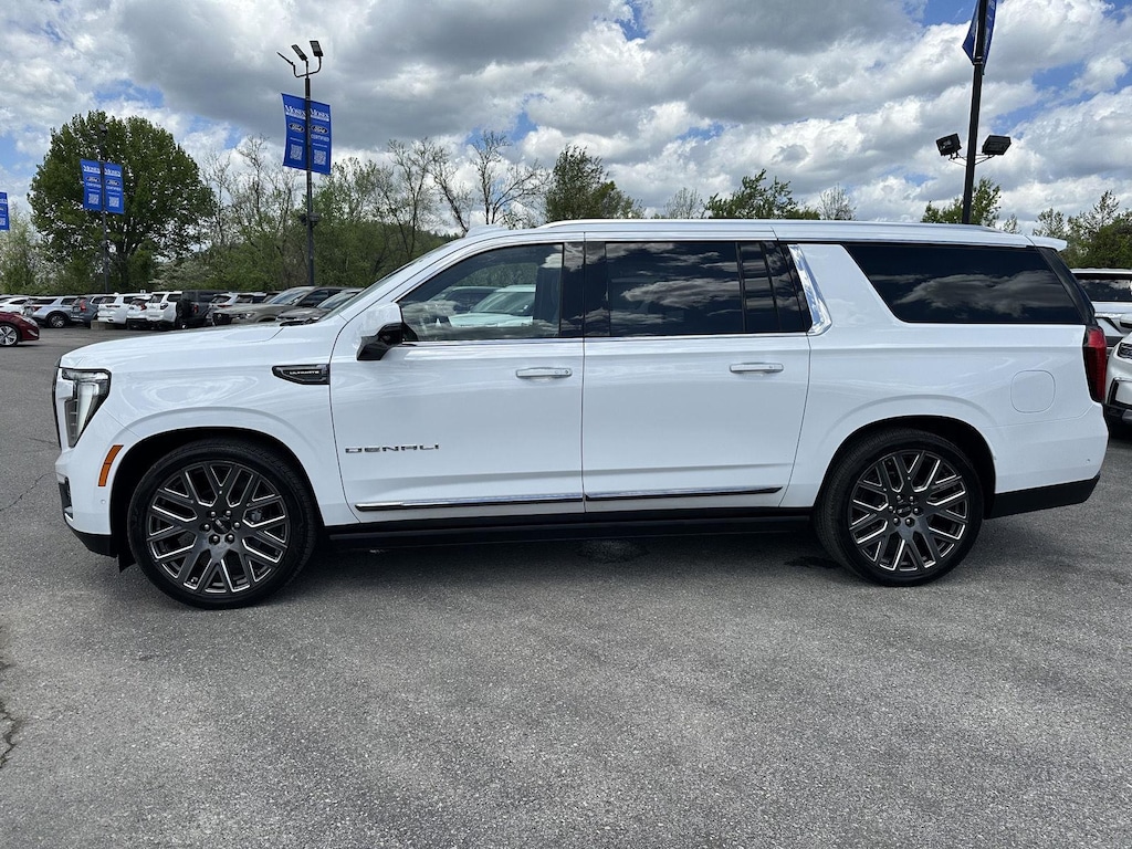 Used 2026 GMC Yukon XL Denali Ultimate SUV