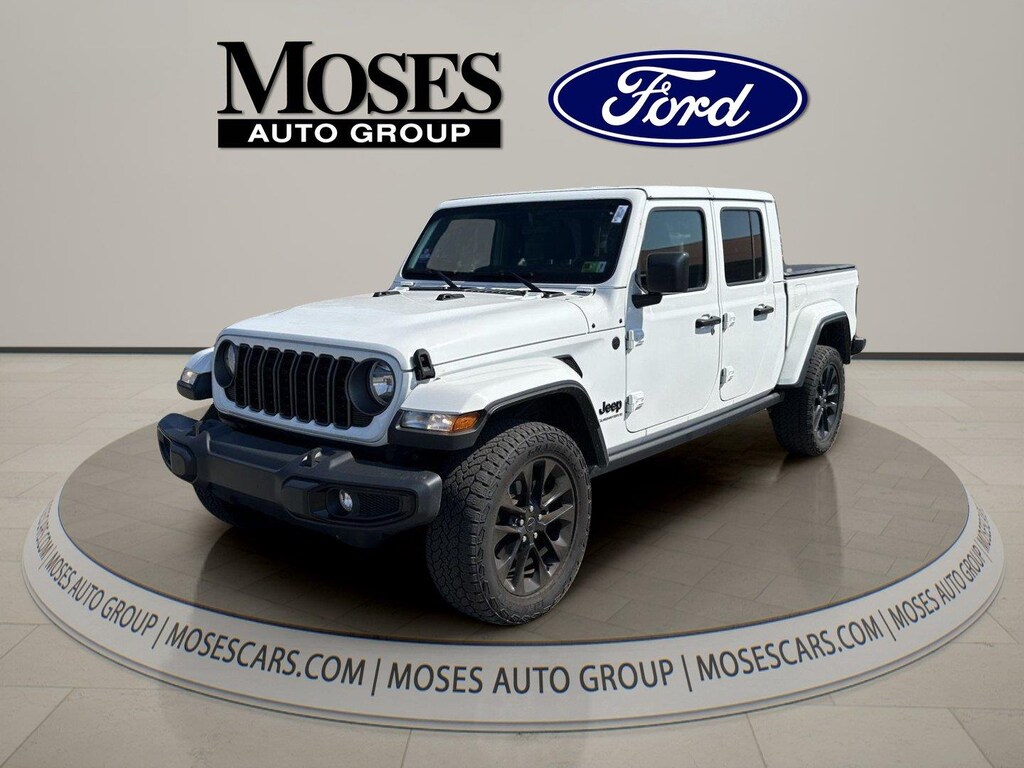 Used 2024 Jeep Gladiator Nighthawk Truck