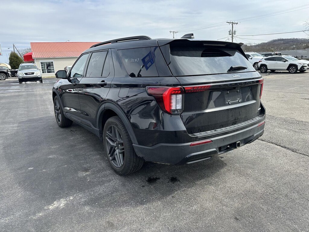 Certified 2025 Ford Explorer ST-Line SUV