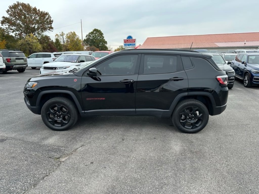 Used 2023 Jeep Compass Trailhawk SUV