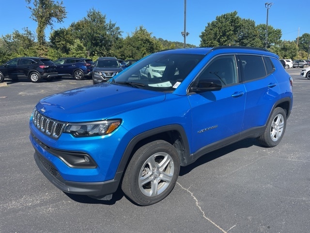 Used 2024 Jeep Compass Latitude with VIN 3C4NJDBN5RT595012 for sale in Saint Albans, WV