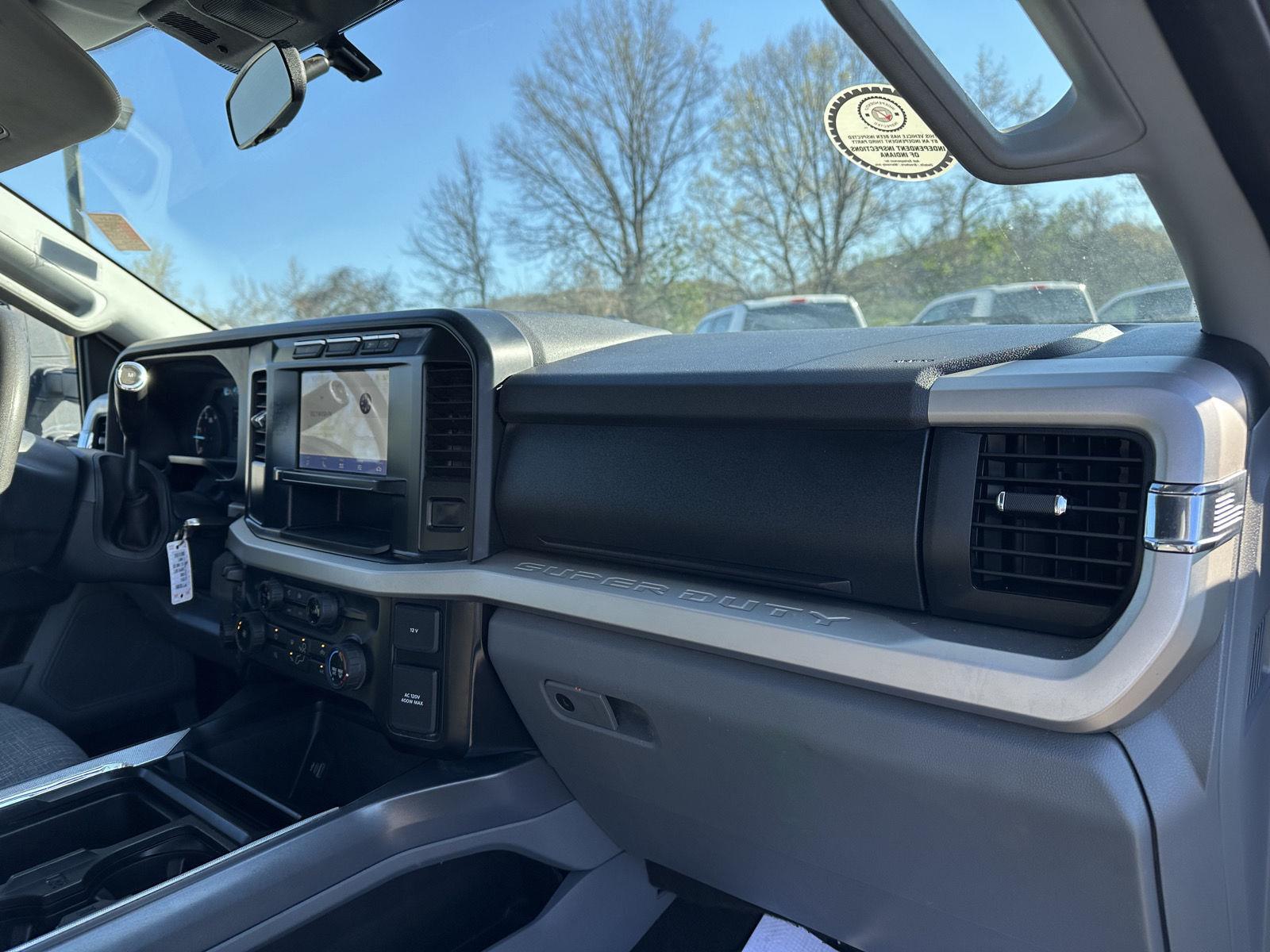 2024 Ford F-250 Super Duty XLT - Photo 19