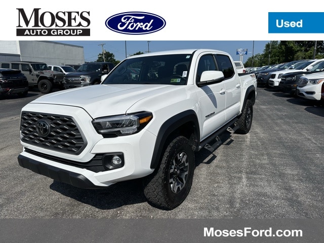 2023 Toyota Tacoma TRD Off Road's photo