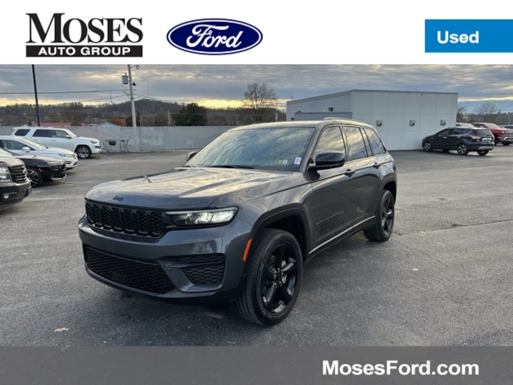 Used 2023 Jeep Grand Cherokee Altitude SUV