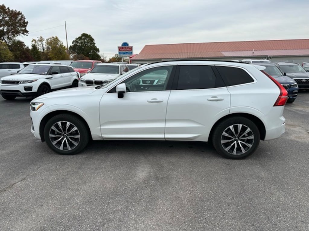 Used 2023 Volvo XC60 B5 Core SUV