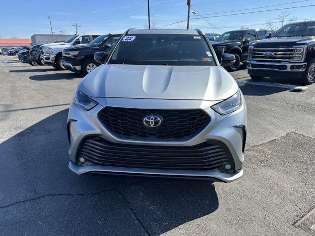 Used 2022 Toyota Highlander XSE SUV