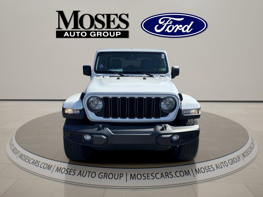 Used 2024 Jeep Gladiator Nighthawk Truck