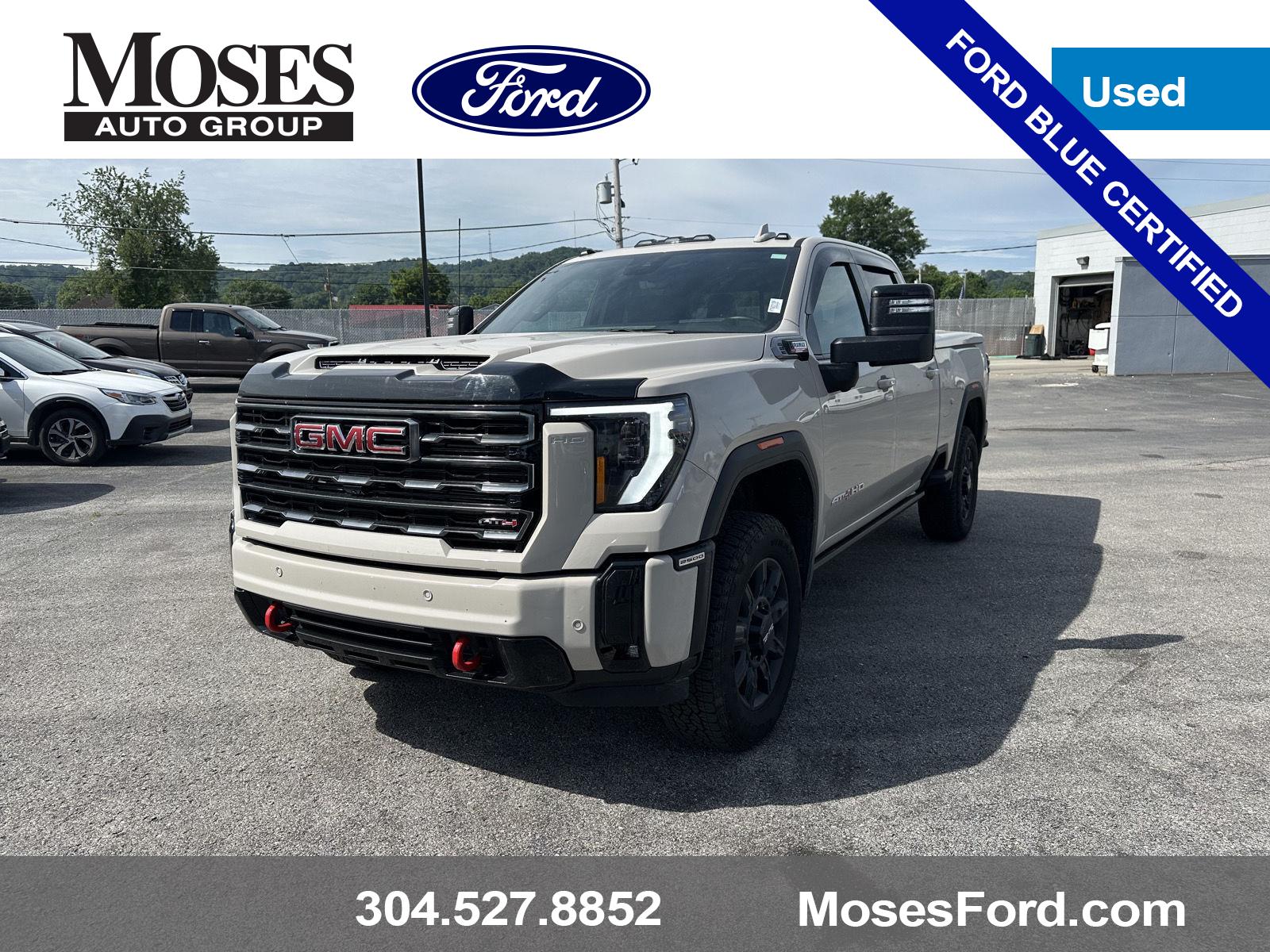 2026 GMC Sierra 4WD Crew Cab Standard Box AT4's photo