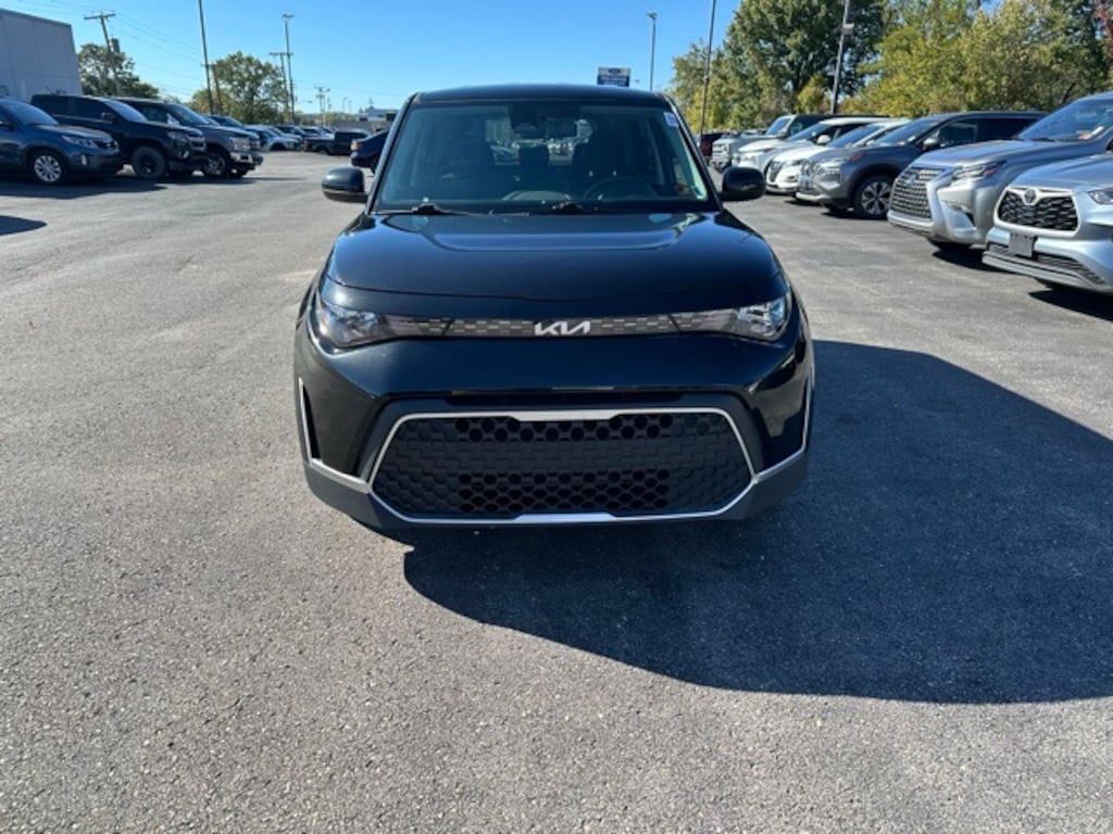 Used 2023 Kia Soul LX Hatchback