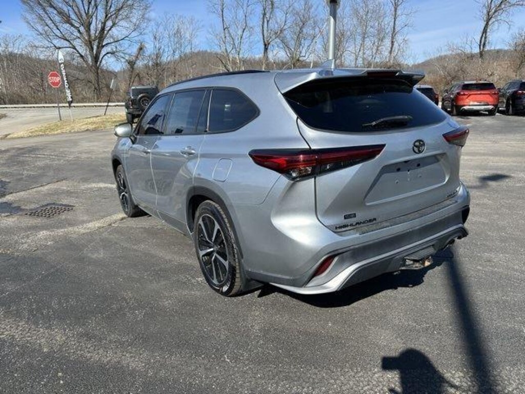 Used 2022 Toyota Highlander XSE SUV