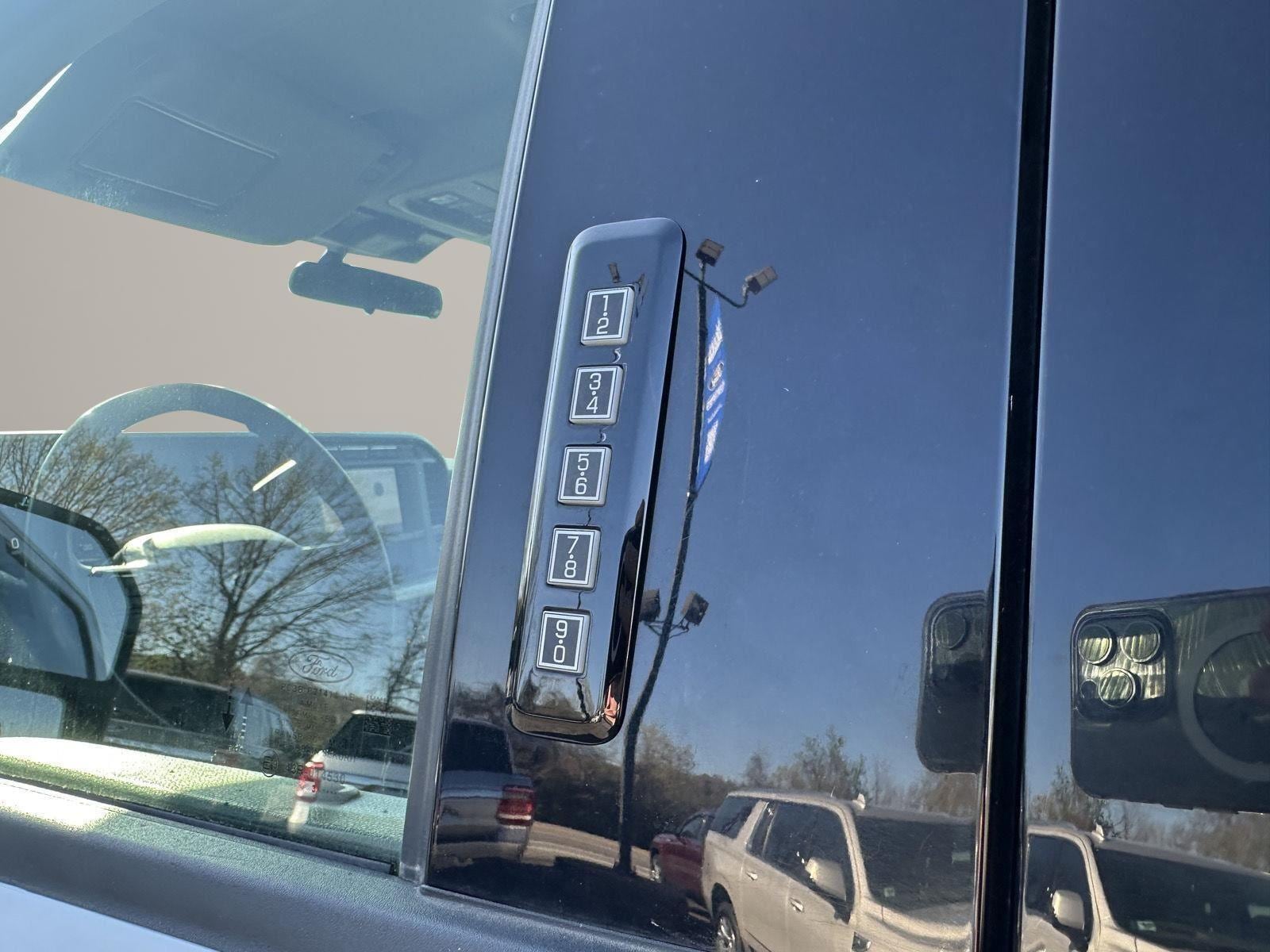 2024 Ford F-250 Super Duty XLT - Photo 28