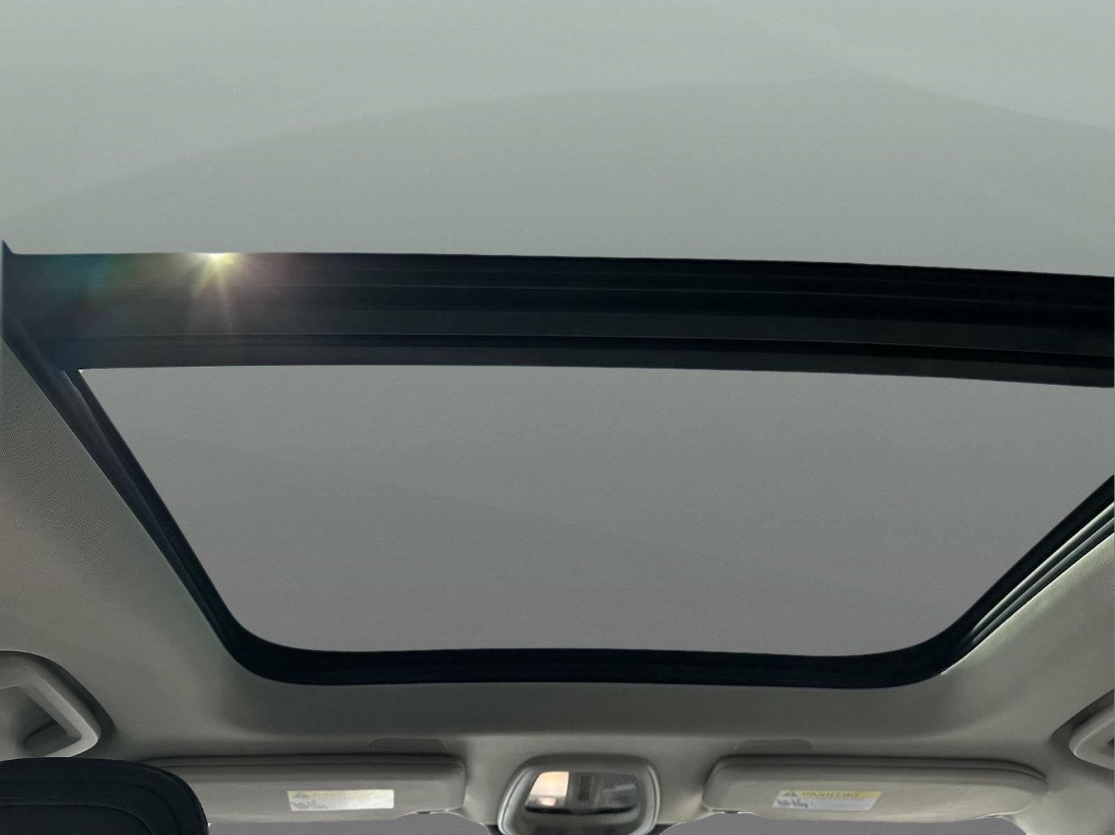 2026 Volvo XC90 Plus - Photo 23