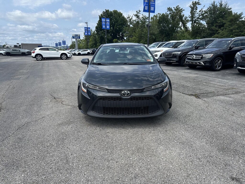 Used 2022 Toyota Corolla LE Sedan