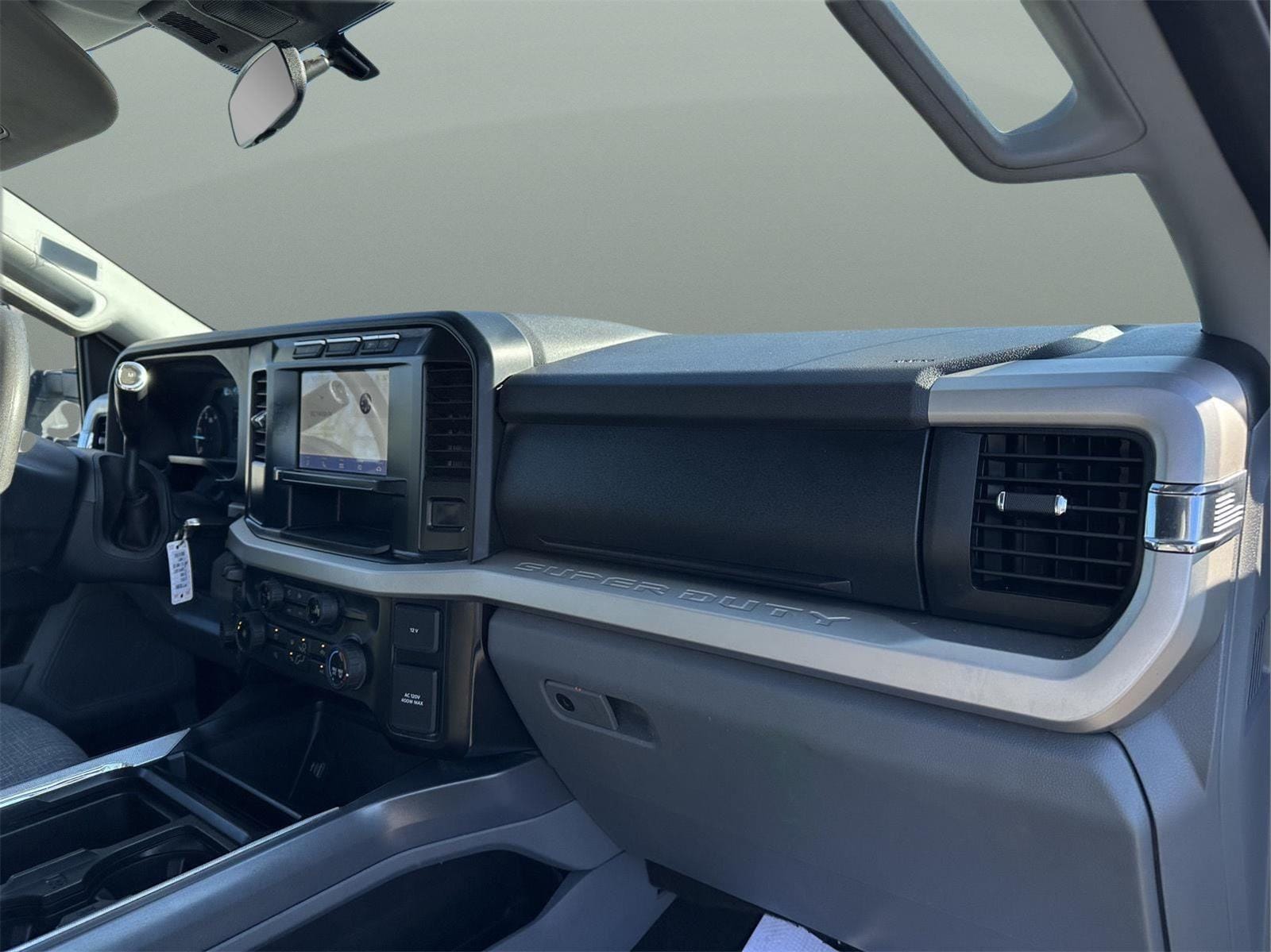 2024 Ford F-250 Super Duty XLT - Photo 17