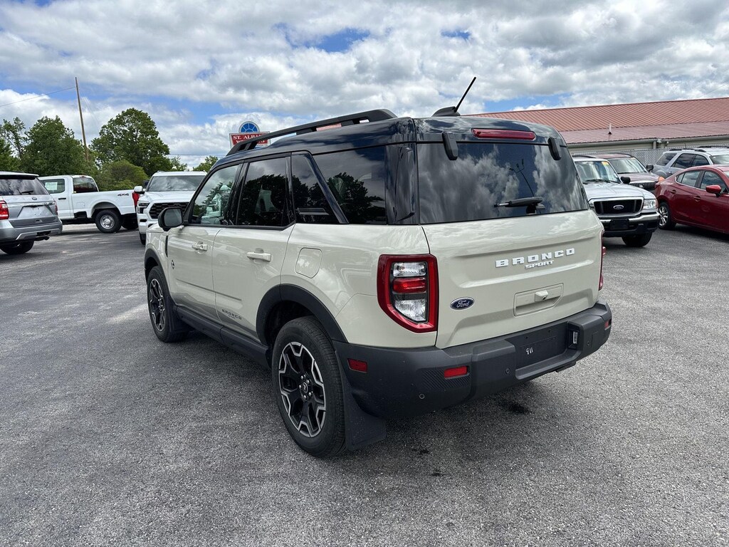 Certified 2025 Ford Bronco Sport Outer Banks SUV