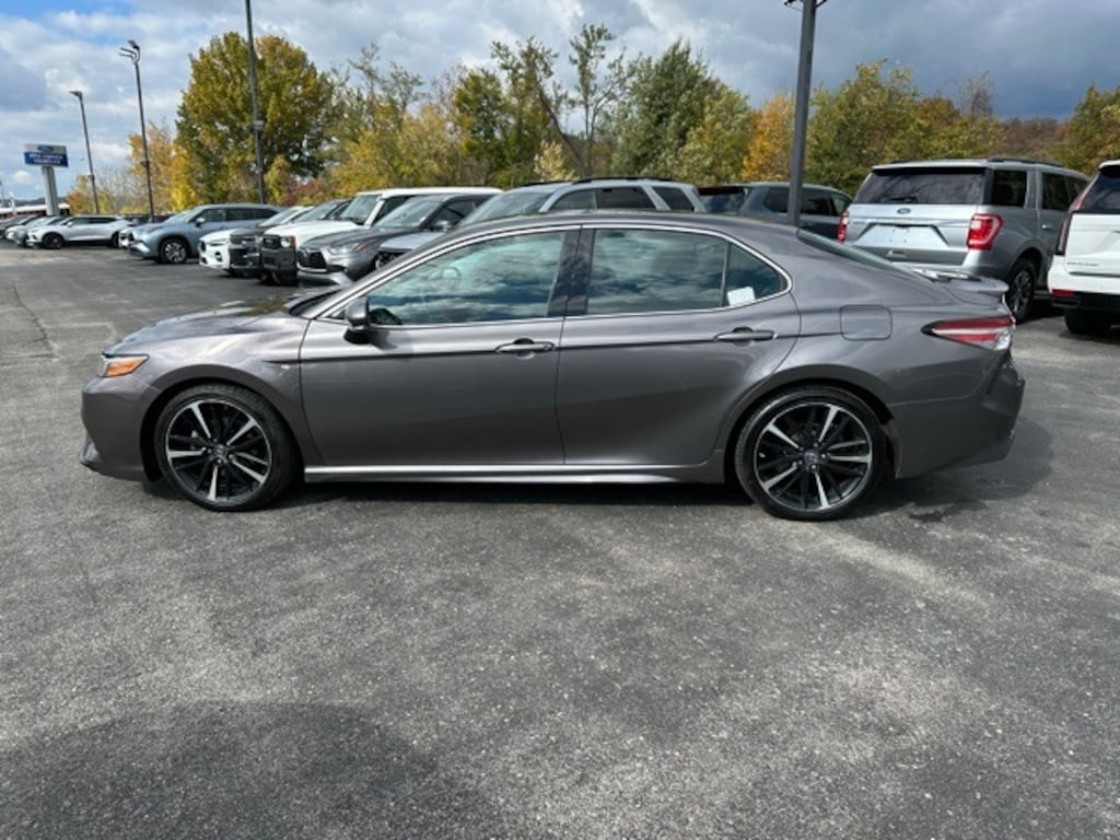 Used 2018 Toyota Camry XSE Sedan
