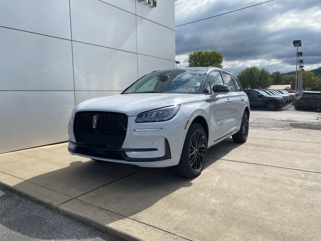 2026 Lincoln Corsair Premiere's photo