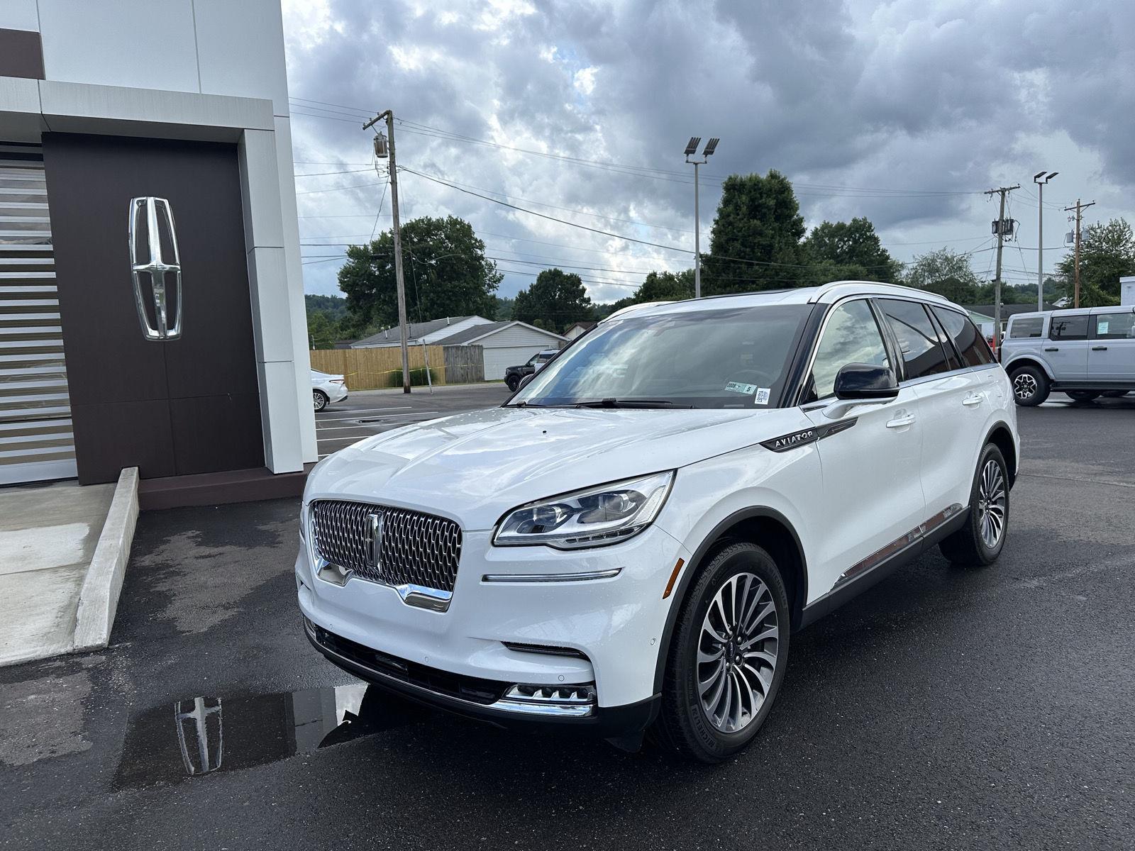 2022 Lincoln Aviator Reserve AWD's photo