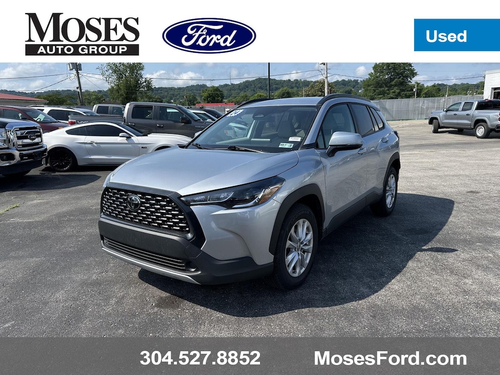 Used 2024 Toyota Corolla Cross LE SUV