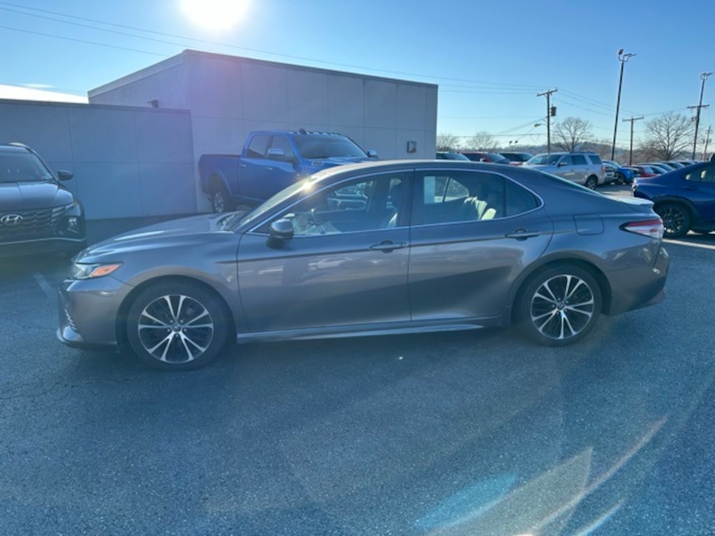 Used 2019 Toyota Camry L Sedan
