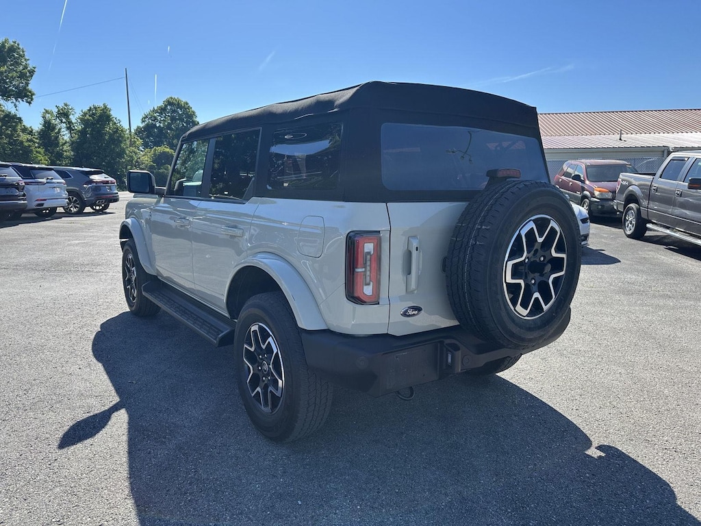 Certified 2025 Ford Bronco Outer Banks SUV