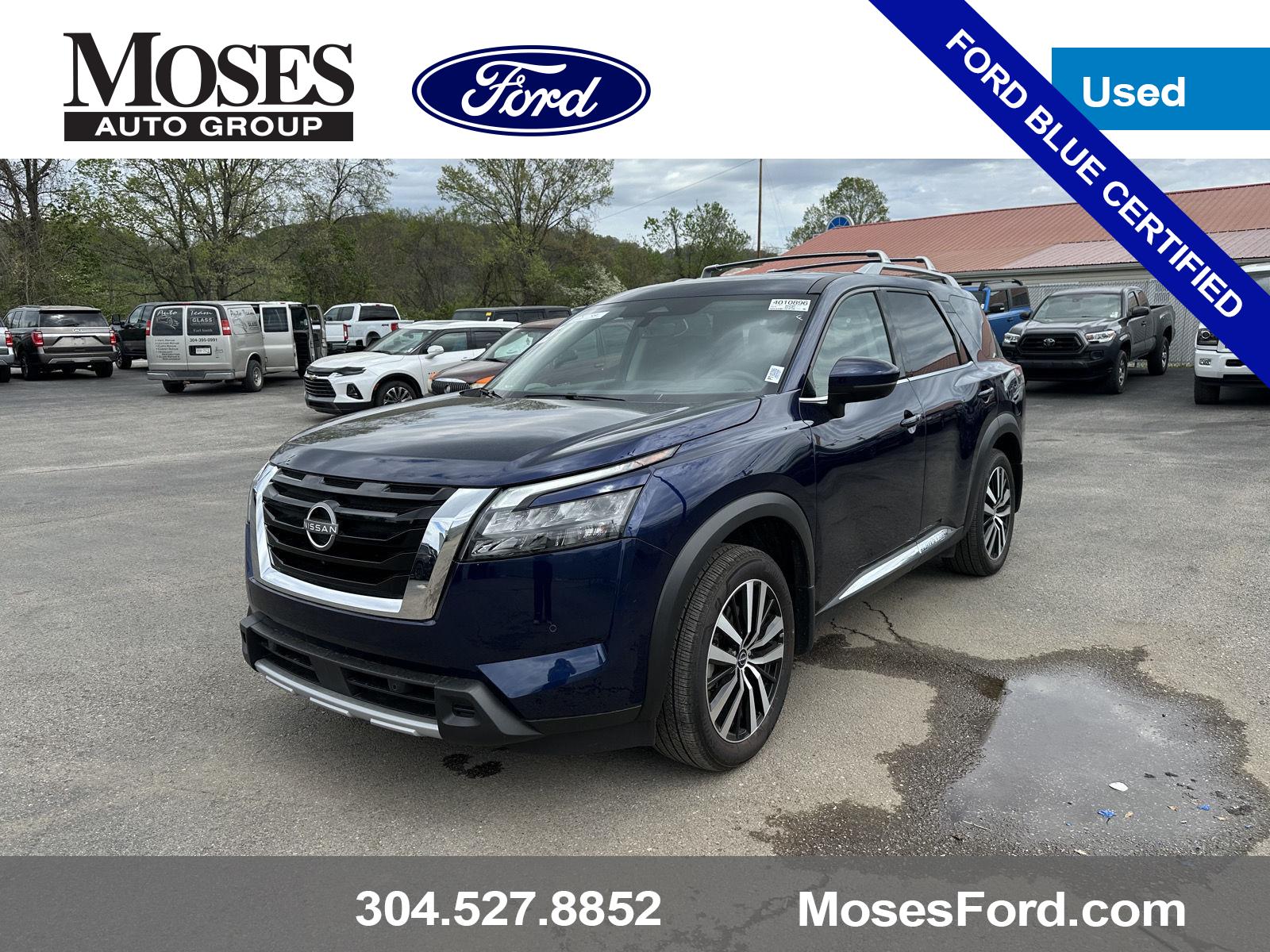 2025 Nissan Pathfinder Platinum 2WD's photo