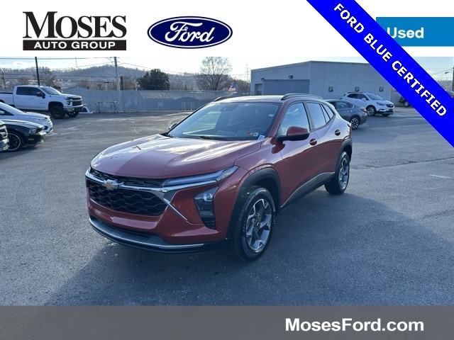 2024 Chevrolet Trax LT's photo