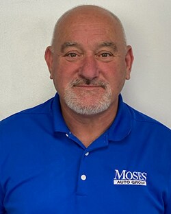 Staff member Dean Stump from 25a76c1ca4ef