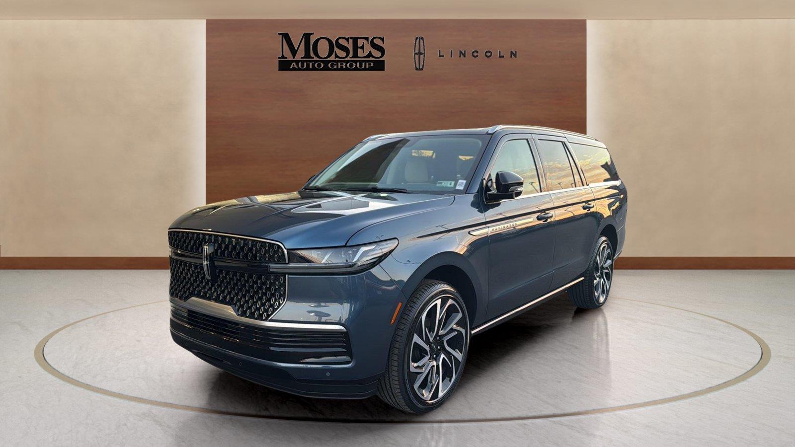 2027 Lincoln Navigator