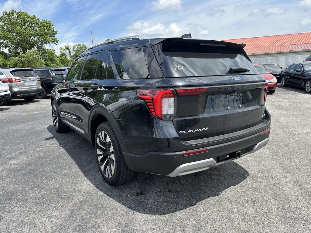 Used 2025 Ford Explorer Platinum SUV