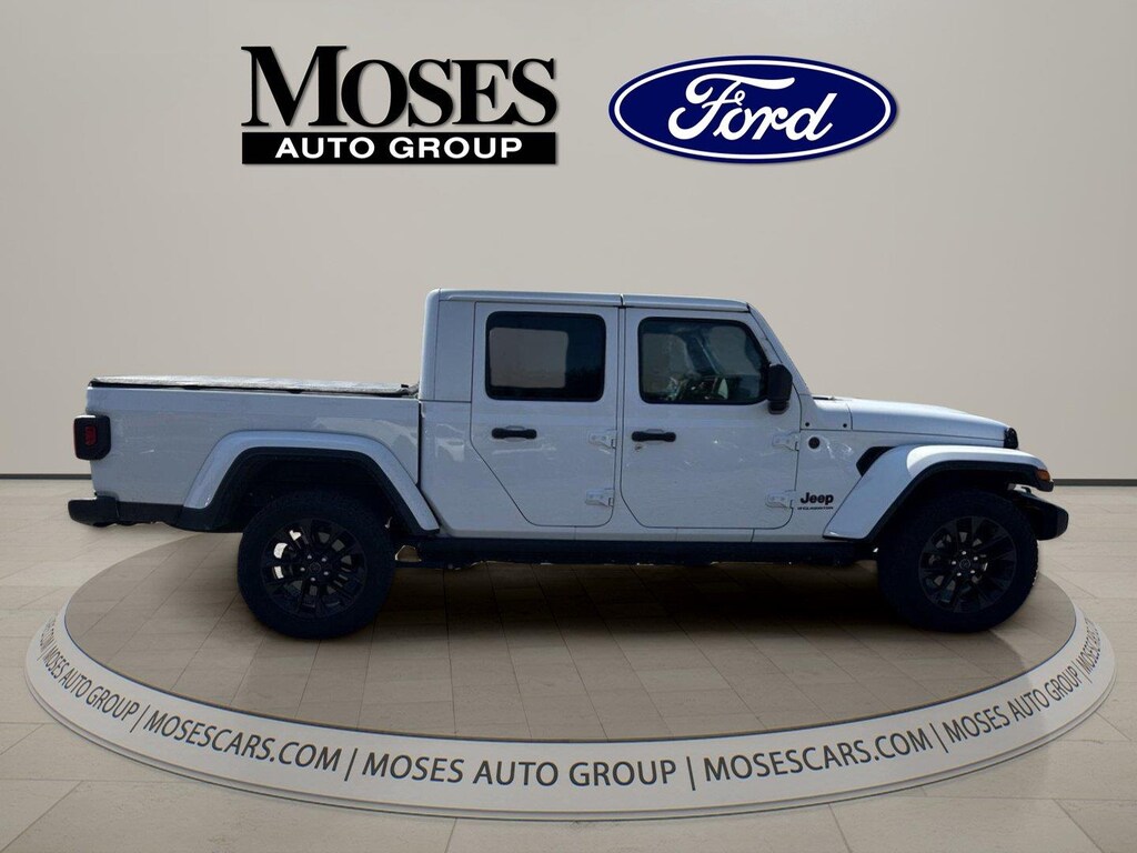 Used 2024 Jeep Gladiator Nighthawk Truck