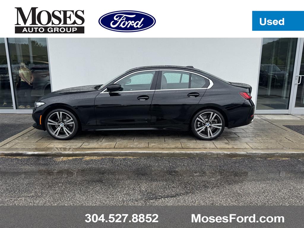 2023 BMW 3 Series 330i xDrive Sedan's photo