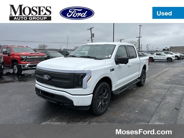 2025 Ford F-150 Lightning Flash's photo