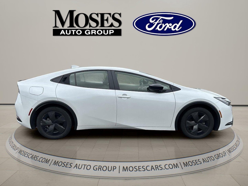 Used 2024 Toyota Prius Prime SE Hatchback