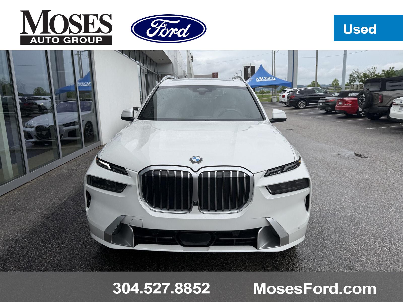 2023 BMW X7 xDrive40i's photo