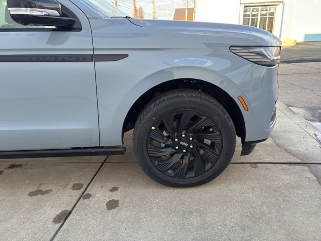 New 2026 Lincoln Navigator L Reserve SUV