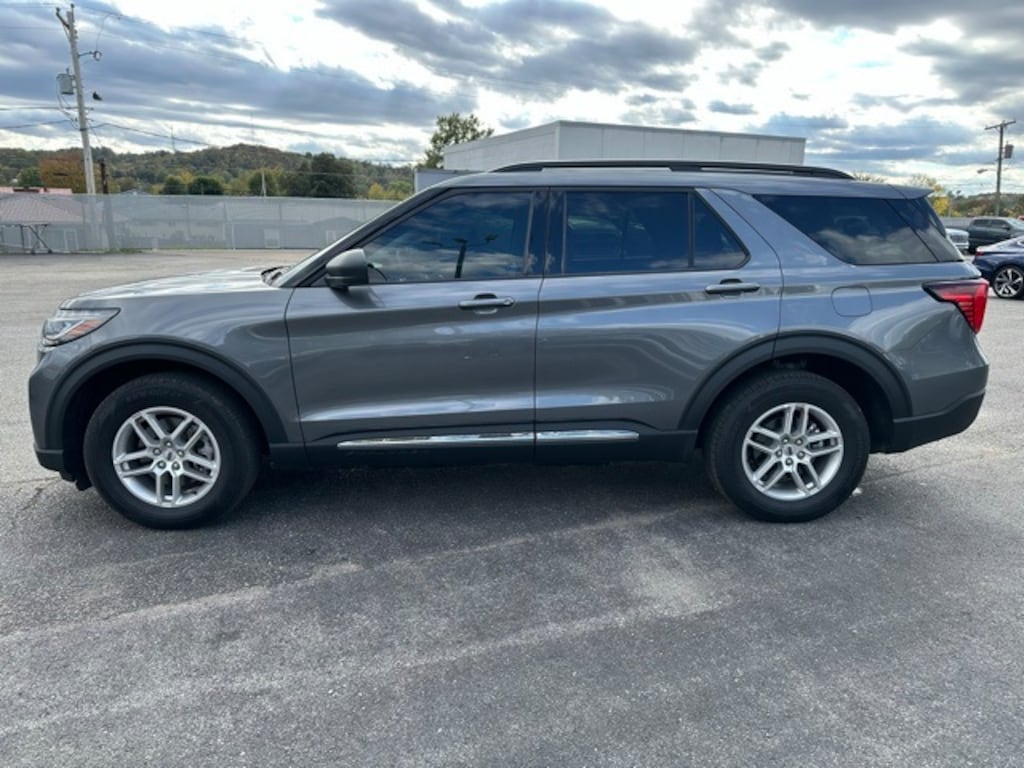 Certified 2025 Ford Explorer Active SUV