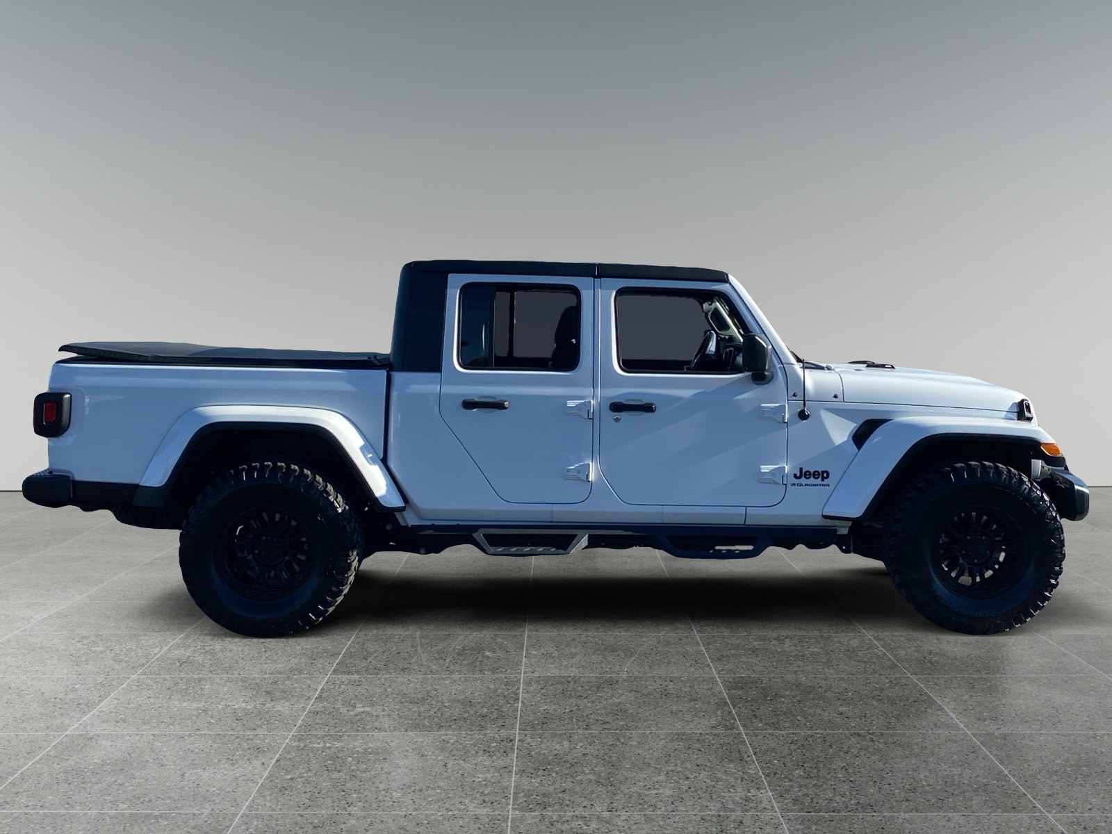 2023 Jeep Gladiator Sport photo 6