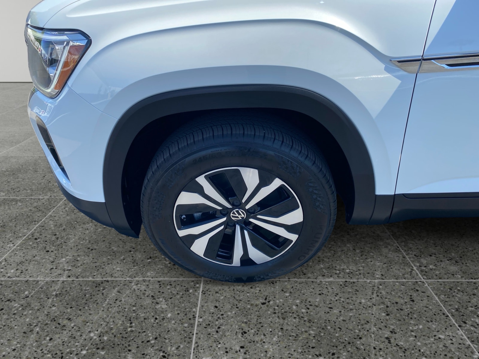 2026 Volkswagen Atlas Cross Sport SE - Photo 14