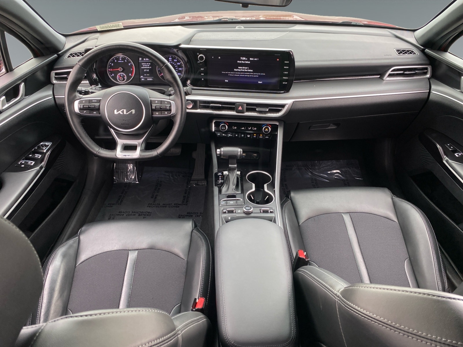 2024 Kia K5 GT-Line - Photo 10