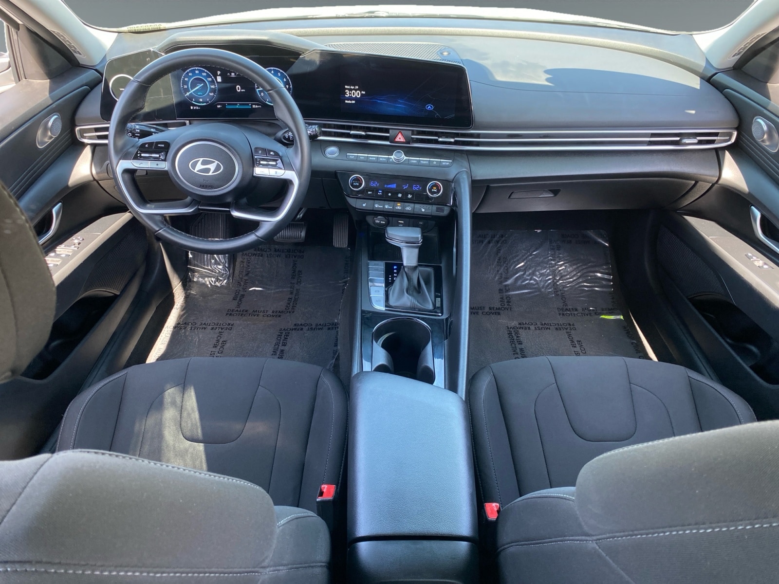 2025 Hyundai Elantra SEL - Photo 10