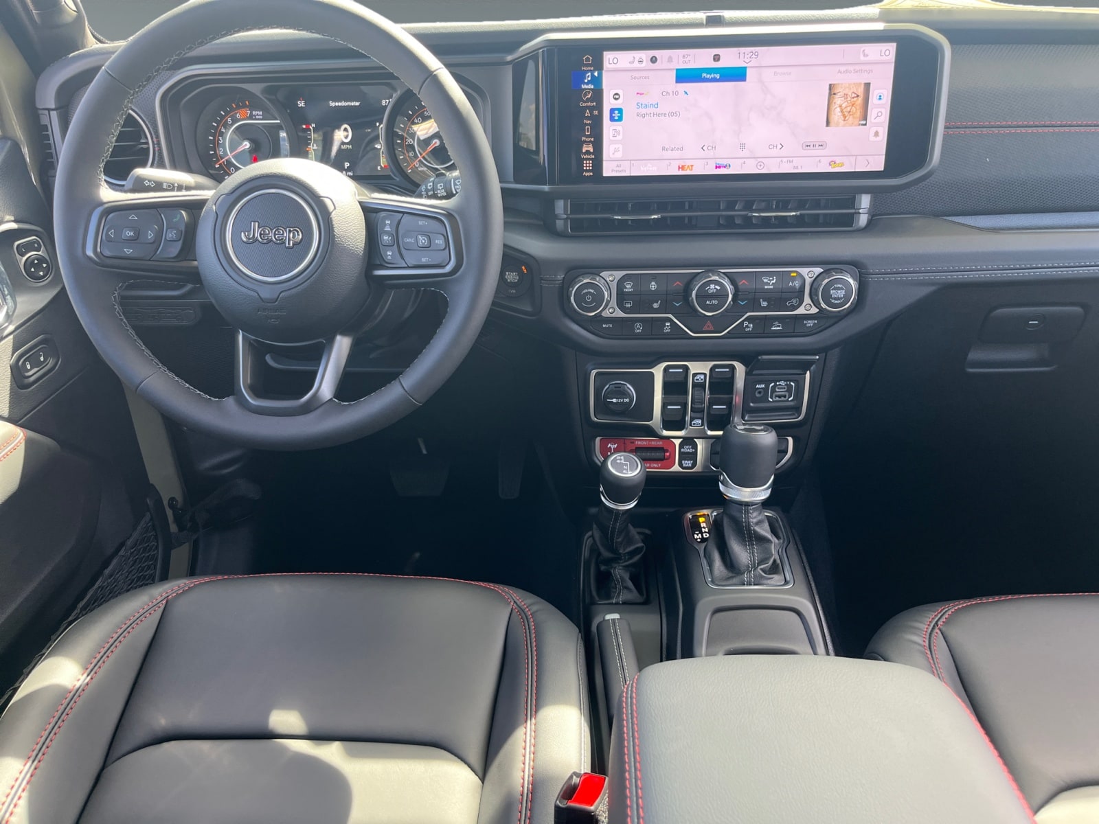 2025 Jeep Wrangler 4-Door Rubicon - Photo 10