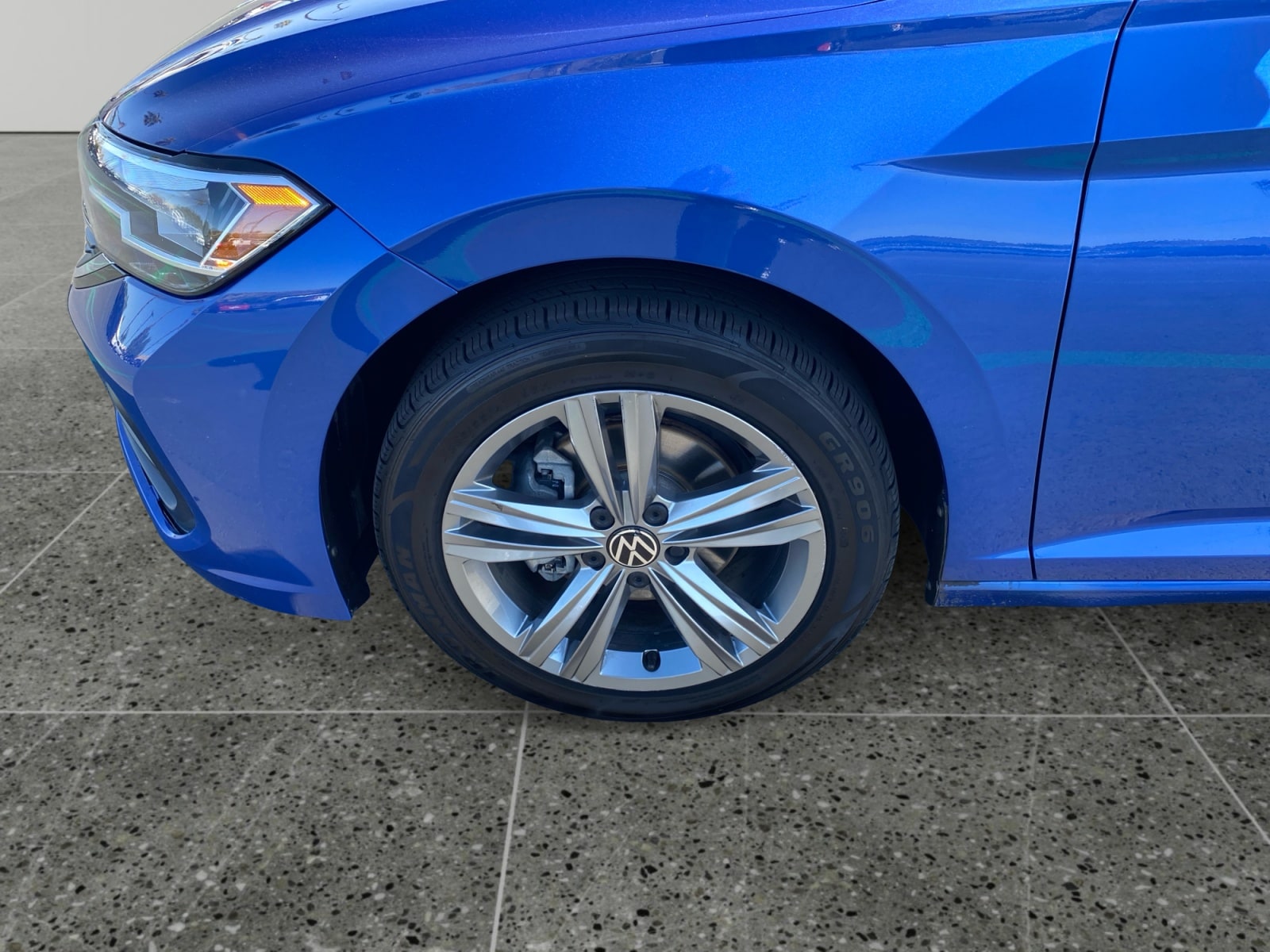 2024 Volkswagen Jetta SE - Photo 14