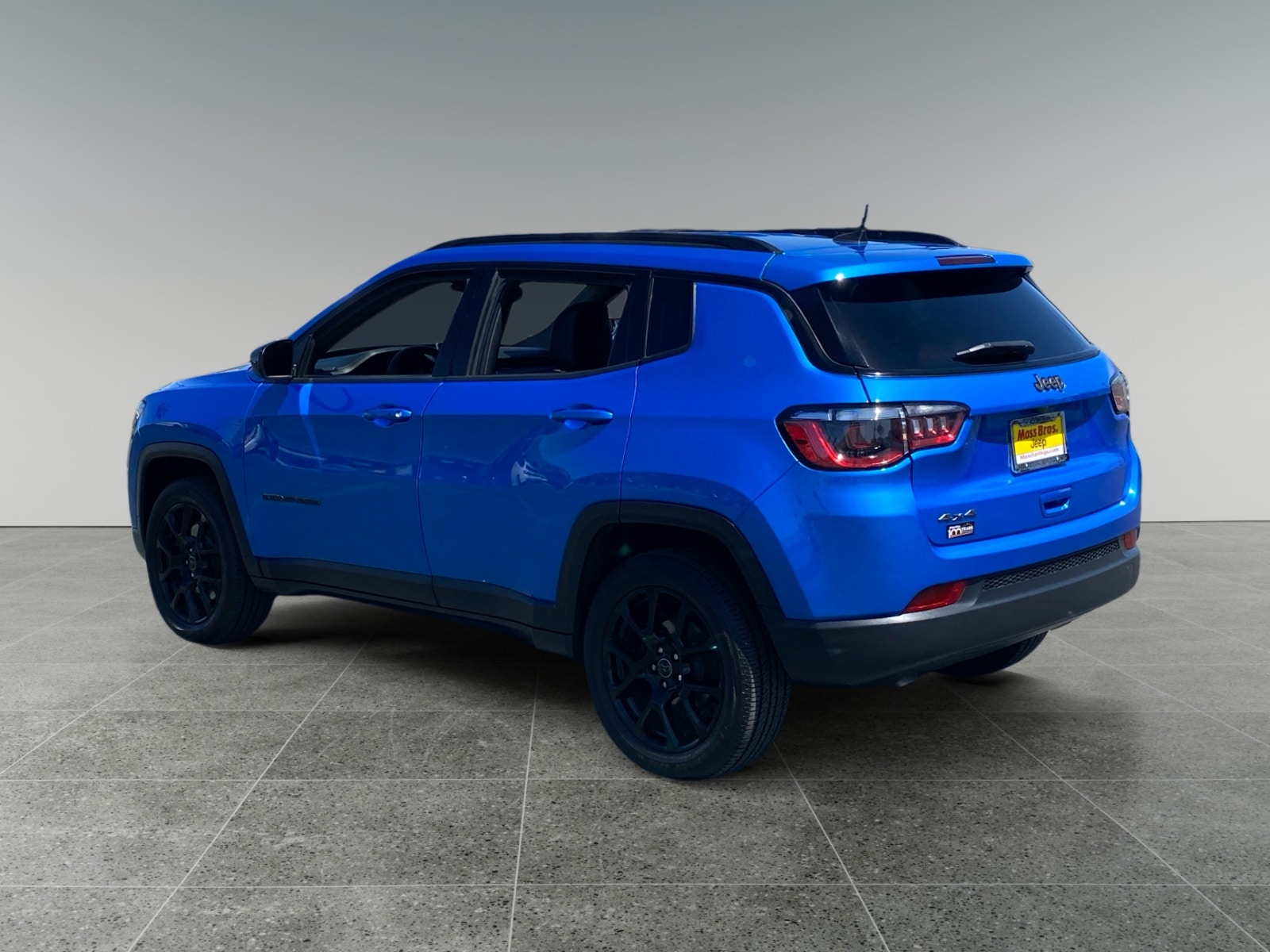 2025 Jeep Compass Latitude photo 3