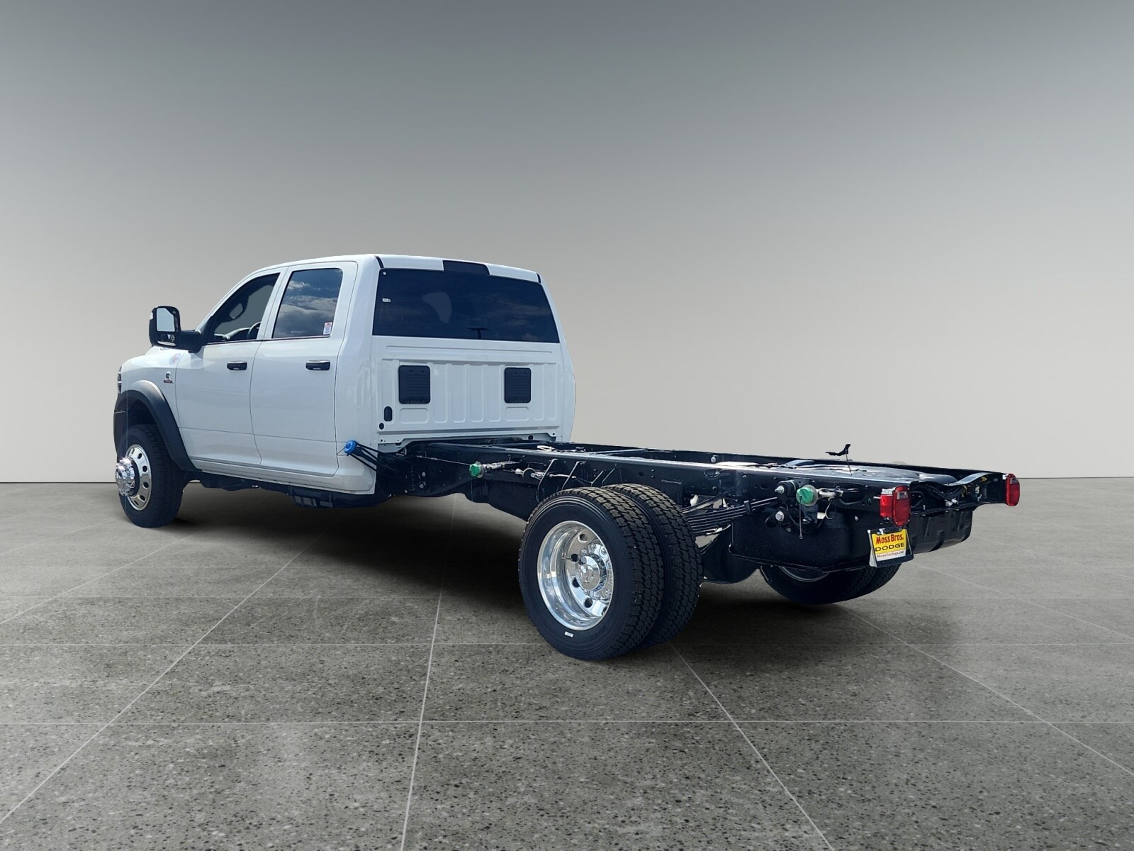 2025 Ram 5500 Tradesman photo 3
