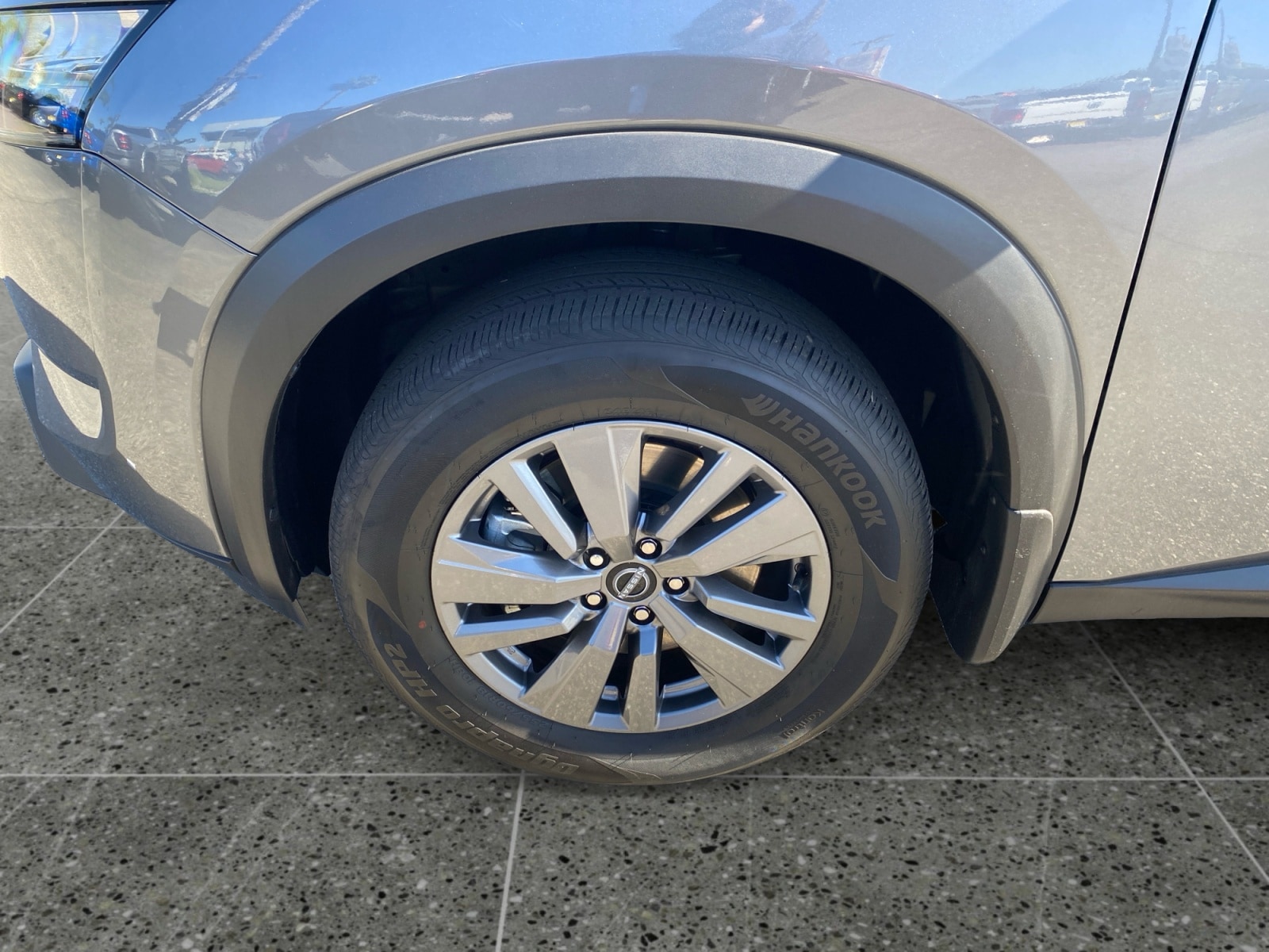 2025 Nissan Pathfinder S - Photo 14